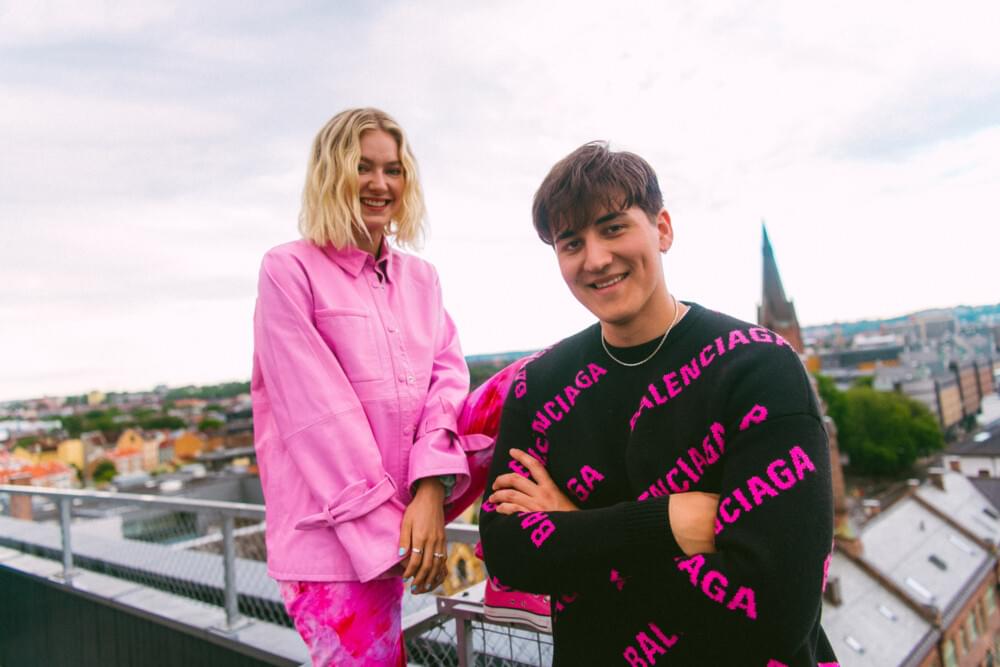 c5deaeb2028aad0709b4a9cdc7647cea.1000x667x1